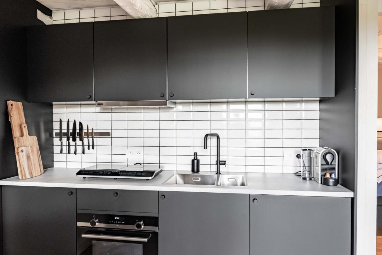 Maison De La Bonne Vie Therondels ภายนอก รูปภาพ